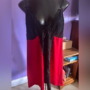 Torrid lace nighty with adjustable straps